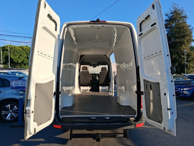 Used 2013 Mercedes-Benz Sprinter 2500 w/ Premium Pkg image 8