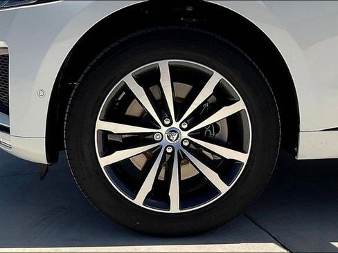 New 2026 Jaguar F-PACE R-Dynamic S image 15