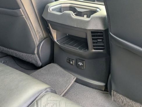 Used 2023 Toyota Tundra Limited image 34