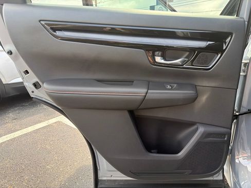 Used 2026 Honda CR-V Sport Touring image 27