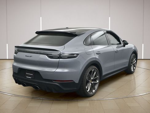 Certified 2022 Porsche Cayenne Turbo GT AWD/4WD image 25