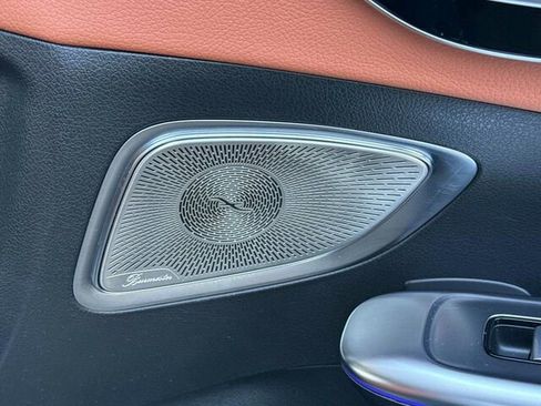 Certified 2023 Mercedes-Benz C 300 C 300 4D Sedan image 22