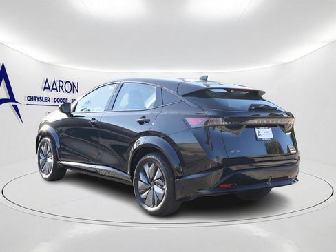 Used 2024 Nissan Ariya AWD image 7