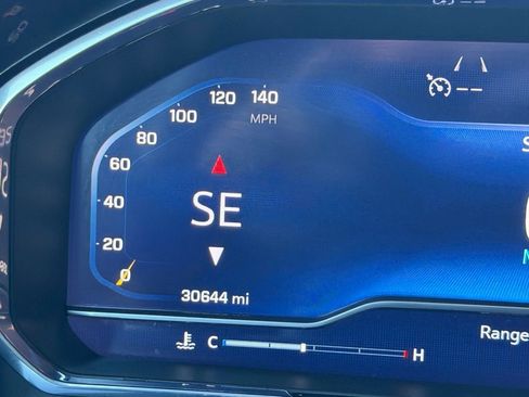 Used 2025 Chevrolet Silverado 1500 LT image 32