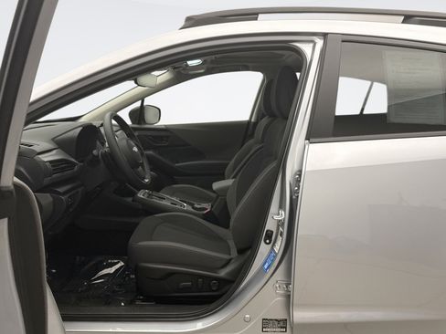 Used 2025 Subaru Crosstrek 2.0i Premium AWD/4WD image 8