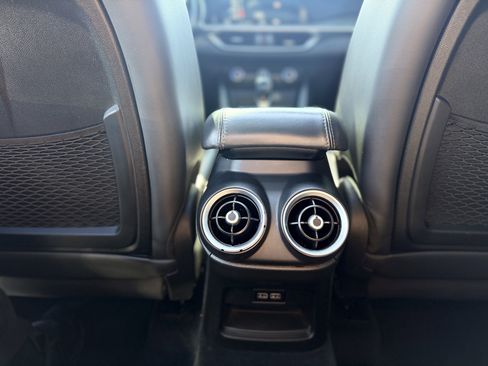 Used 2019 Alfa Romeo Stelvio Ti Lusso w/ Quick Order Package 22X Lusso image 36