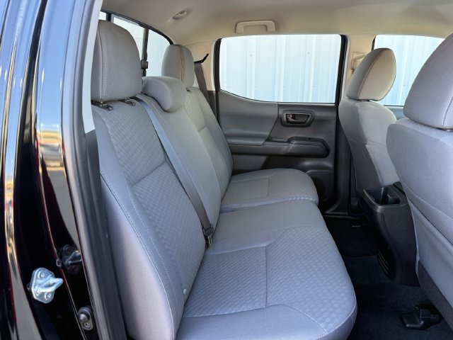Used 2023 Toyota Tacoma SR AWD/4WD image 29