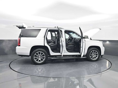 Used 2019 GMC Yukon Denali image 46