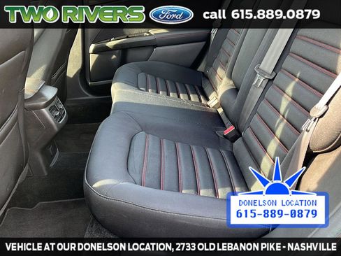 Used 2016 Ford Fusion SE image 29