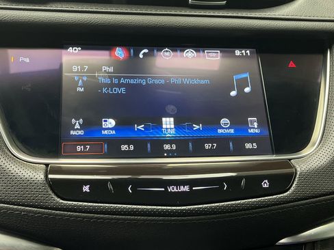 Used 2017 Cadillac XT5 Luxury image 19