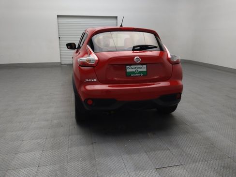 Used 2016 Nissan Juke S FWD image 6