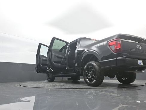 New 2026 Ford F150 XLT w/ Equipment Group 302A MID image 40