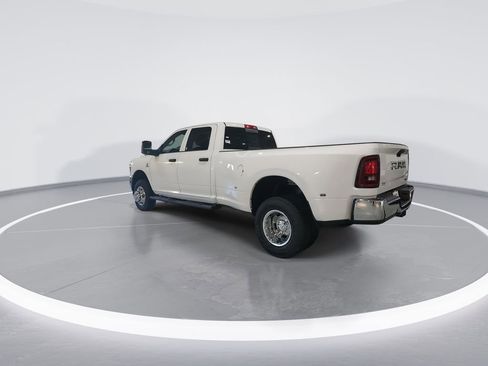 New 2026 RAM 3500 Tradesman AWD/4WD image 6