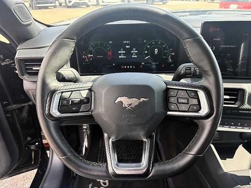 Used 2024 Ford Mustang Coupe RWD image 18
