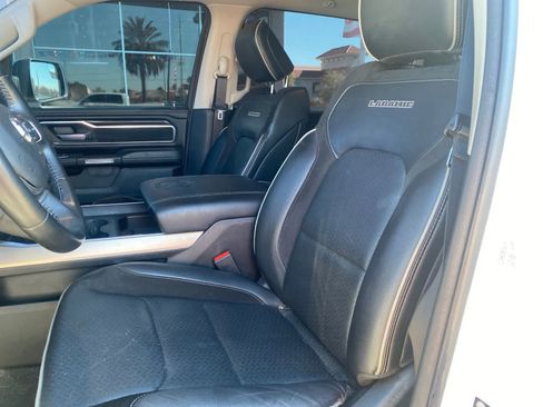 Used 2022 RAM 1500 Laramie AWD/4WD image 11