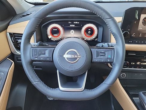 Used 2023 Nissan Rogue Platinum w/ Platinum Premium Package AWD/4WD image 21