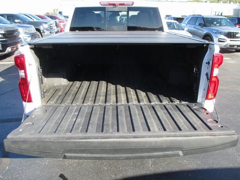 Used 2022 Chevrolet Silverado 1500 High Country w/ High Country Premium Package image 7