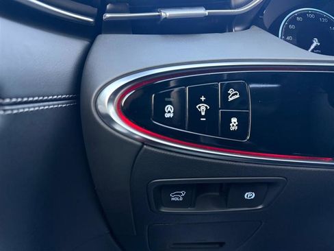 Used 2025 Genesis GV70 2.5T w/ Sport Prestige Package image 26