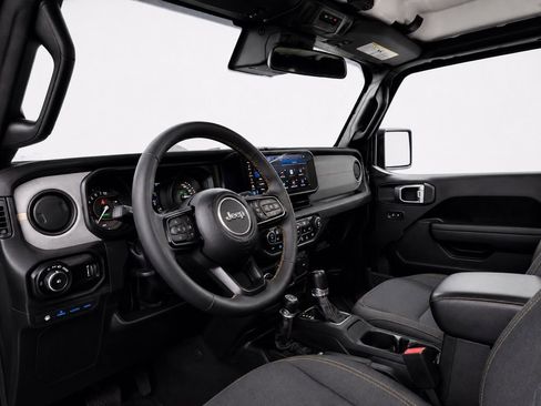 Used 2024 Jeep Wrangler Unlimited w/ Convenience Group AWD/4WD image 14