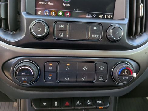 Used 2022 Chevrolet Colorado Z71 image 24