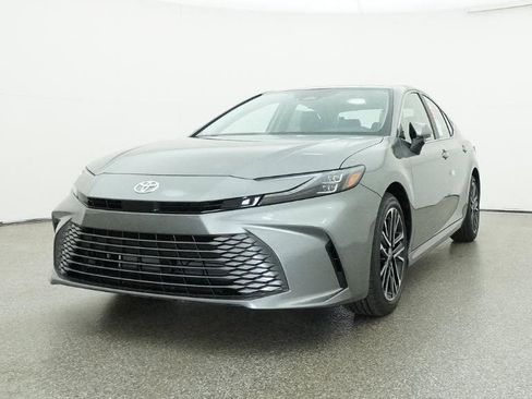 New 2026 Toyota Camry XLE image 32