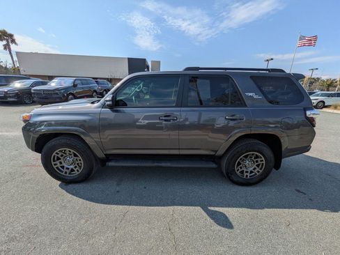 Used 2022 Toyota 4Runner TRD Off-Road Premium image 6