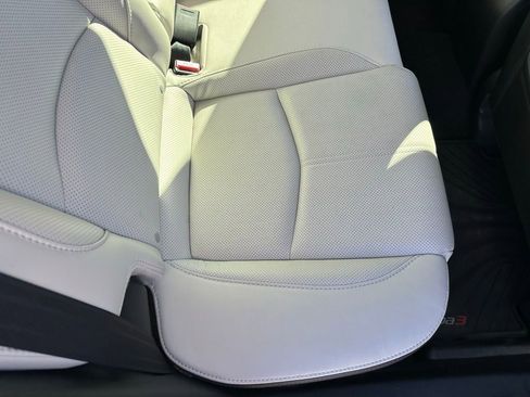 Used 2018 MAZDA MAZDA3 Grand Touring w/ Premium Equipment Package image 19