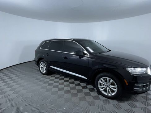 Used 2018 Audi Q7 3.0T Premium Plus w/ Premium Plus Package AWD/4WD image 2