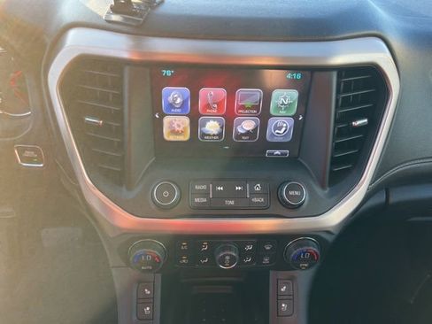 Used 2019 GMC Acadia Denali w/ Technology Package FWD image 22