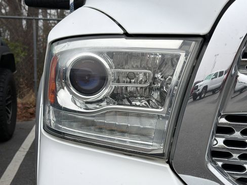 Used 2016 RAM 1500 Laramie image 12