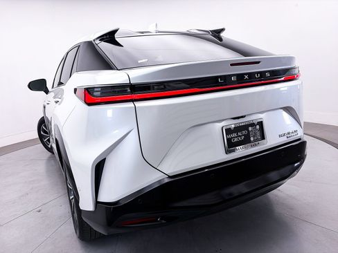 Used 2023 Lexus RZ 450e Premium w/ Technology Package AWD/4WD image 10
