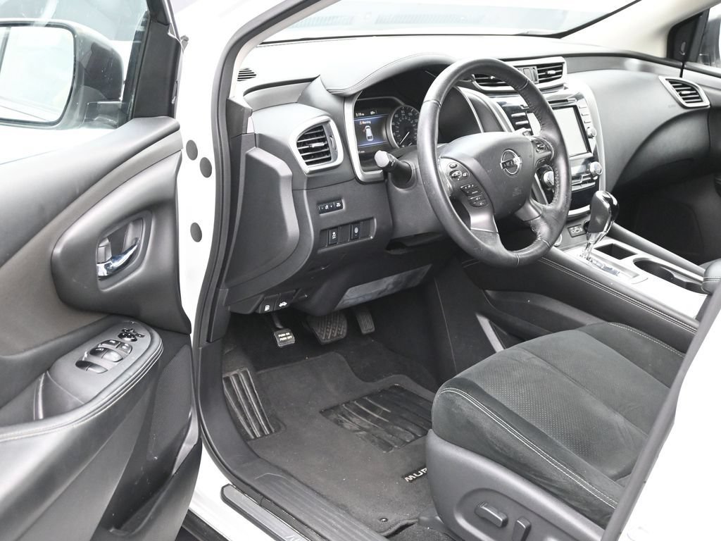 Used 2021 Nissan Murano SV FWD image 12
