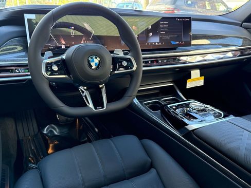 New 2026 BMW 760i xDrive w/ Executive Package image 29