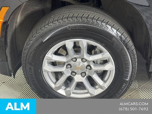 Used 2025 Chevrolet Tahoe LT AWD/4WD image 15