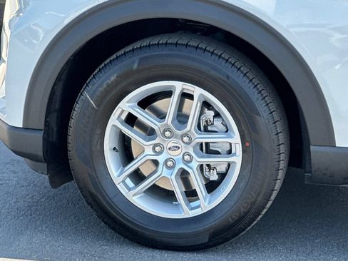 New 2026 Ford Explorer Active w/ Active Comfort Package RWD image 26