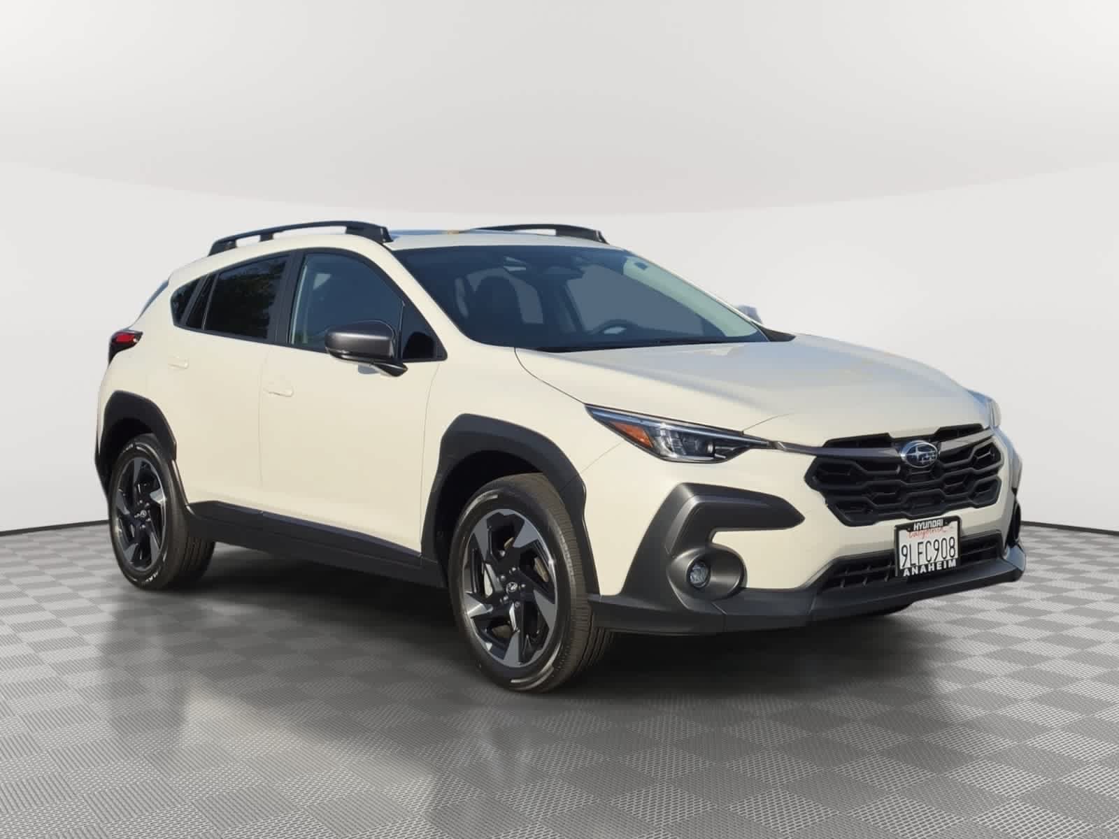 Used 2024 Subaru Crosstrek 2.5i Limited w/ Crosstrek Mirror Package AWD/4WD image 3