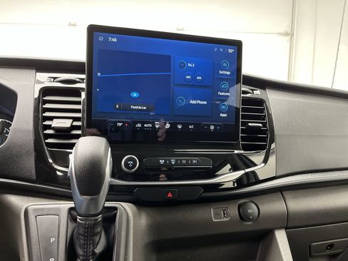 Used 2024 Ford Transit 350 XLT image 17