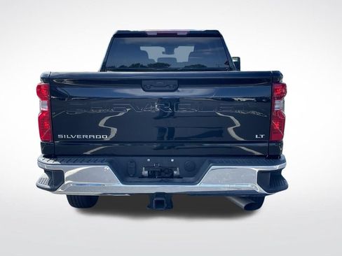 Used 2025 Chevrolet Silverado 2500 LT w/ Convenience Package AWD/4WD image 4