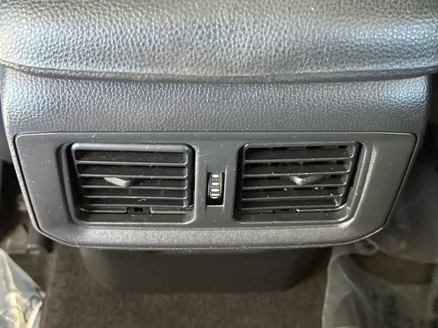 Used 2022 Toyota RAV4 XLE image 14