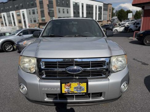 Used 2009 Ford Escape XLT FWD image 2