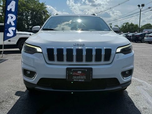 Used 2019 Jeep Cherokee Limited image 3