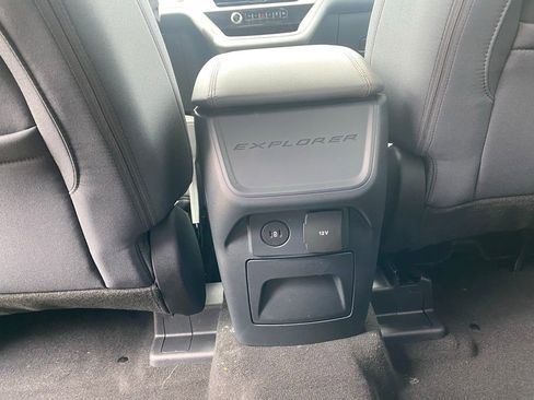 New 2026 Ford Explorer Active image 30