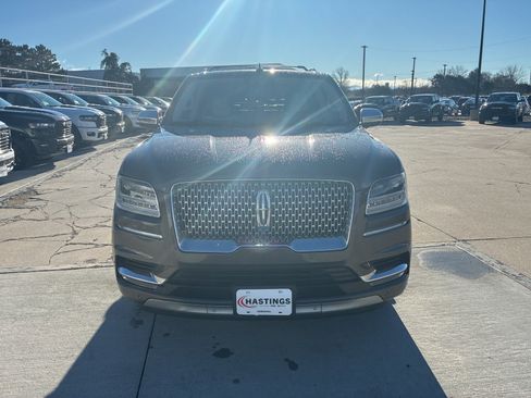Used 2019 Lincoln Navigator Black Label w/ Cargo Package image 10