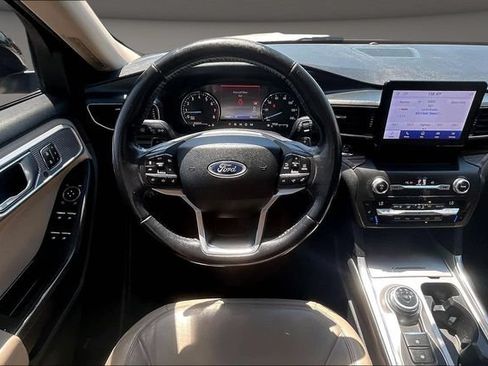 Used 2020 Ford Explorer Limited AWD/4WD image 5