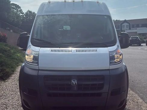 Used 2017 RAM ProMaster 2500 FWD image 4