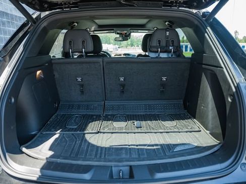 Used 2023 Chevrolet TrailBlazer RS w/ Sun and Liftgate Package AWD/4WD image 14