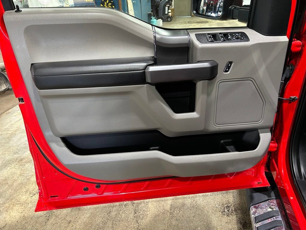 Used 2019 Ford F150 XLT w/ Equipment Group 301A Mid AWD/4WD image 13