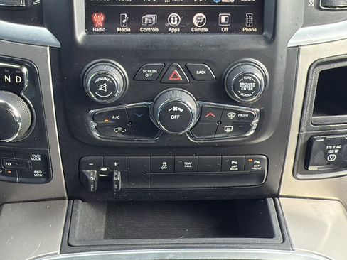 Used 2015 RAM 1500 Lone Star image 18