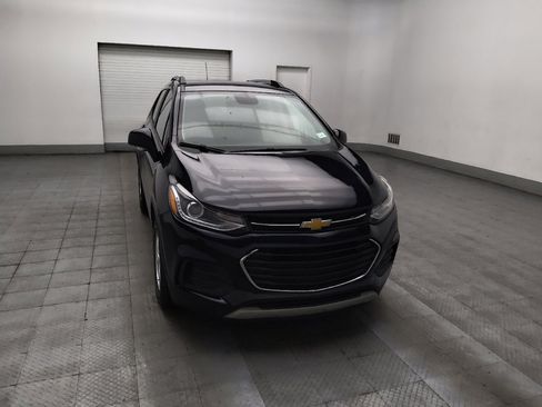 Used 2021 Chevrolet Trax LT w/ Driver Confidence Package FWD image 14