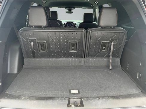Used 2023 Chevrolet Traverse RS w/ LPO, Floor Liner Package AWD/4WD image 7